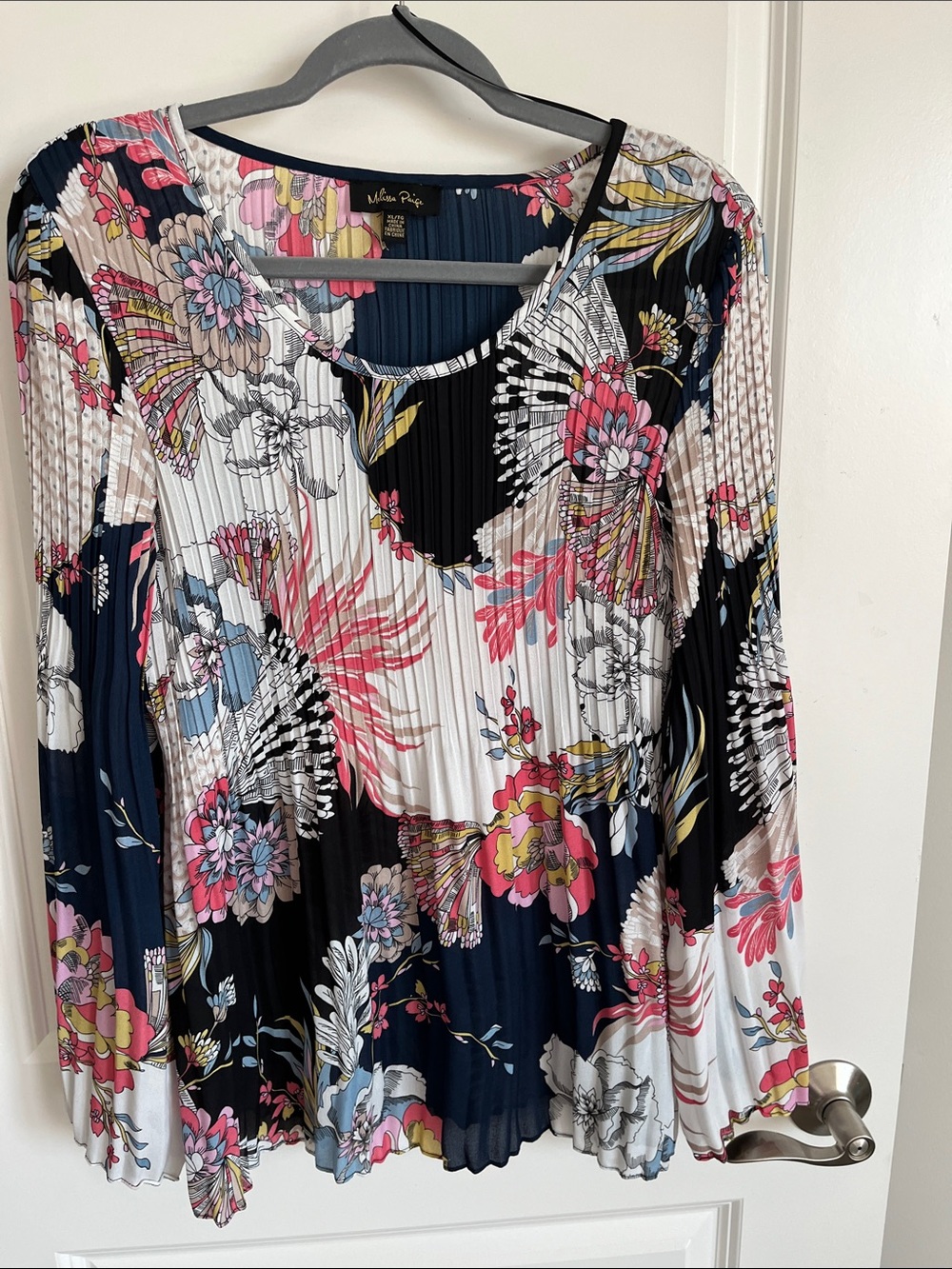 Melissa Paige Pleated Floral Long-Sleeve Top - multicolor